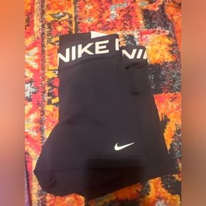 New with tags Nike Pros